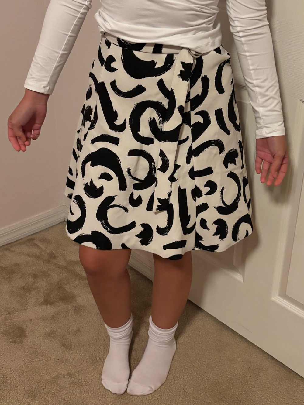 Zara Woman Y2K inspired Black & White Abstract Print A-Line Skirt size Medium